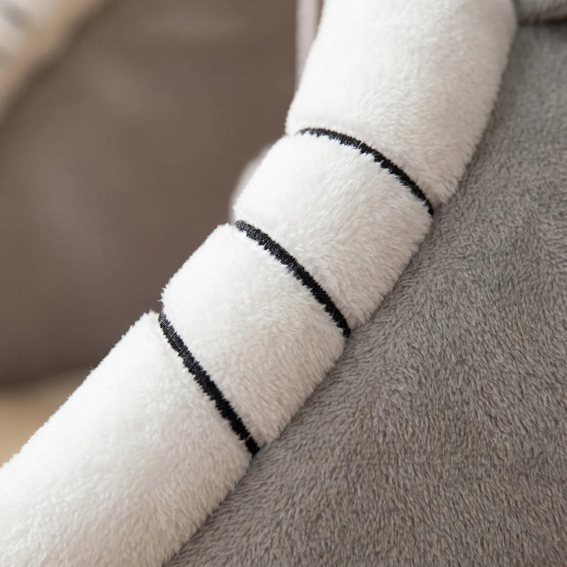 Halbgeschlossenes Katzenbett -  Purrla