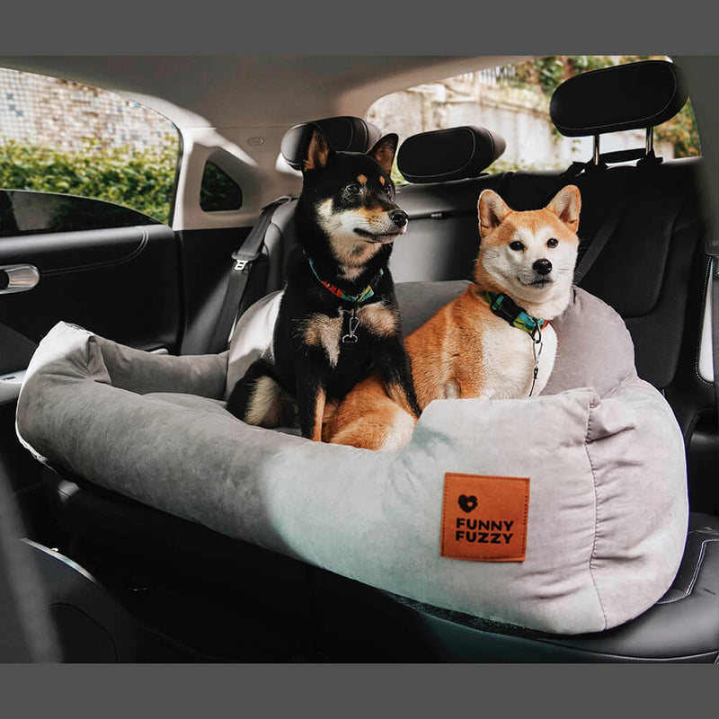 Komfortables Hundebett Für Das Auto -  Barkova