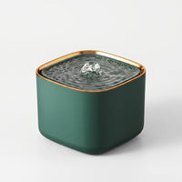 Kompakter Trinkbrunnen Für Haustiere -  Aquafount