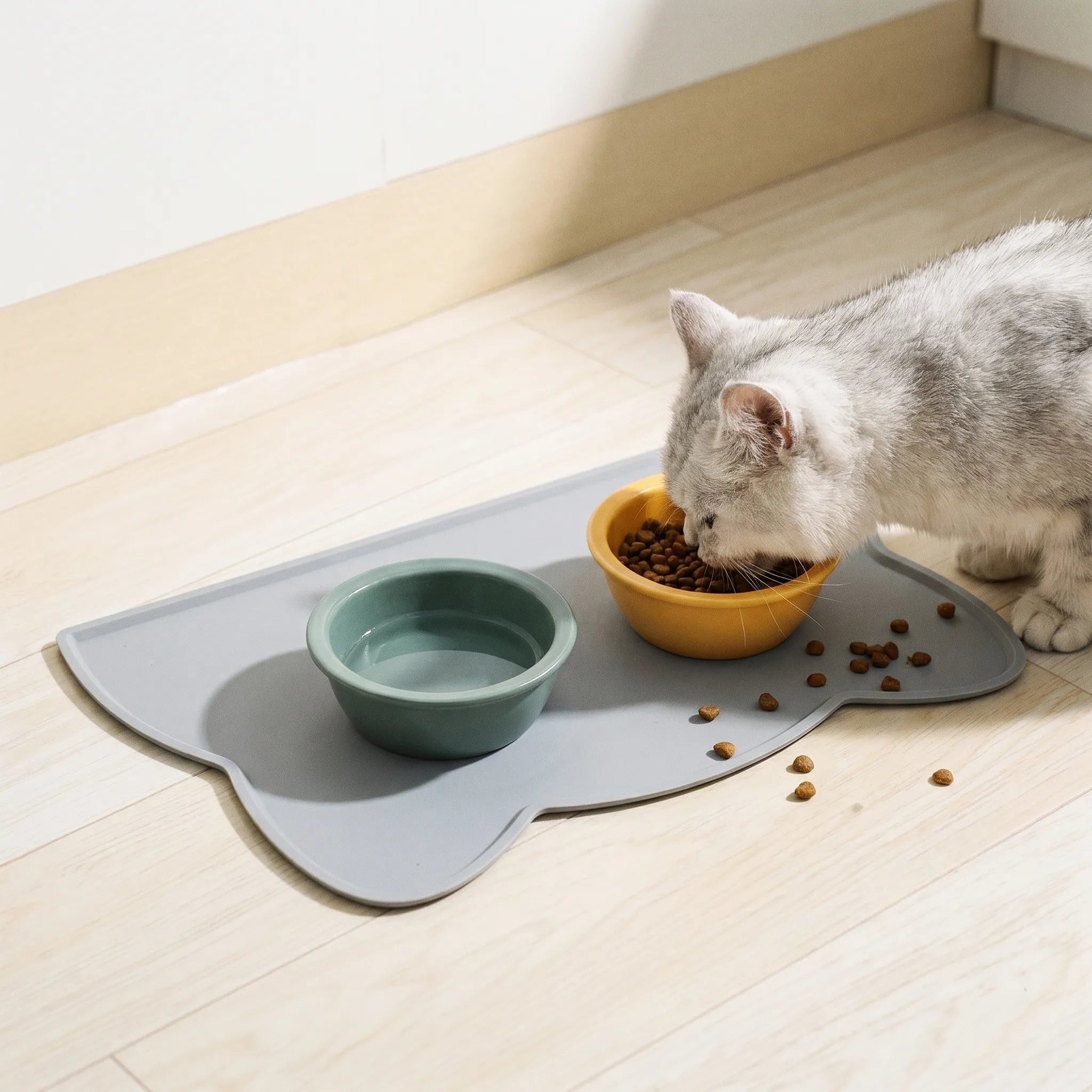 Tierförmige Fütterungsunterlage Für Katzen Und Hunde -  FeedMatz